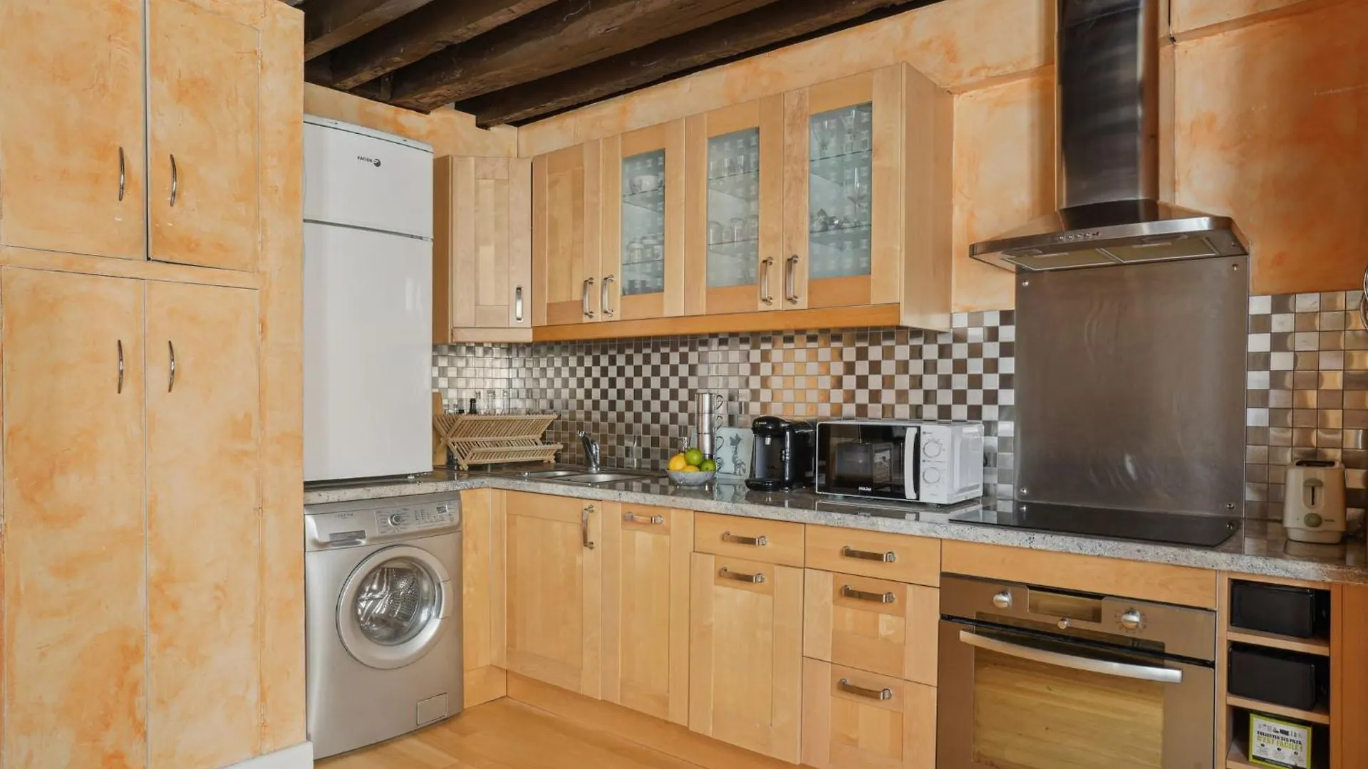 Le Marais & Pompidou - Cityapartmentstay Apartment Paris