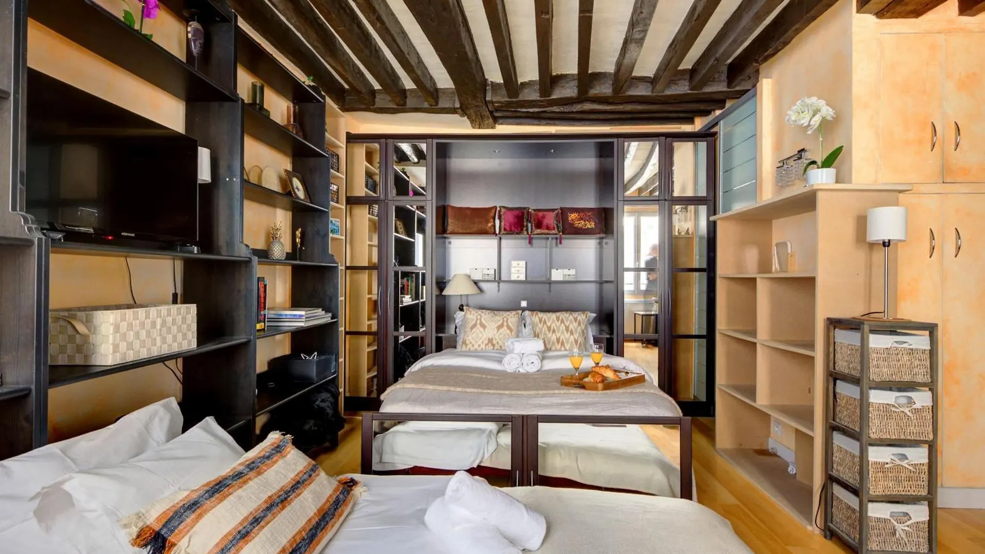 Le Marais & Pompidou - Cityapartmentstay * 파리